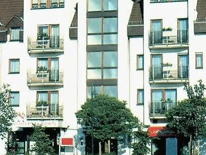 Comfort Hotel 3*